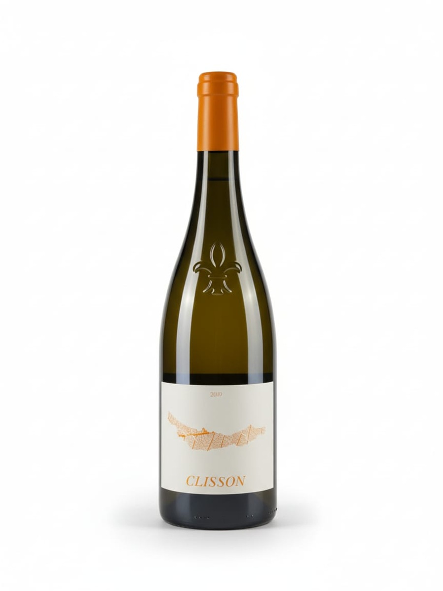 Photo professionnelle de bouteille de vin blanc Muscadet sur fond blanc uniforme, packshot e-commerce généré avec VinPortfolio